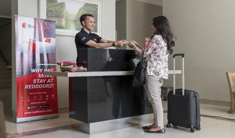 Reddoorz Apartment @ Gateway Pasteur Bandung Exterior photo